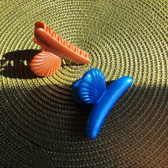 FREE w/ any purchase 💌 - Picture 2 of 7